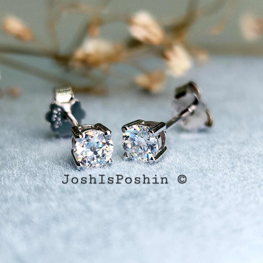 OEC Moissanite stud earrings in sterling silver